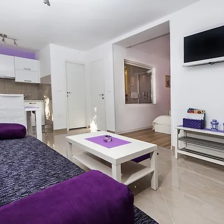 Διαμέρισμα Lilac Kos Ρόβινι